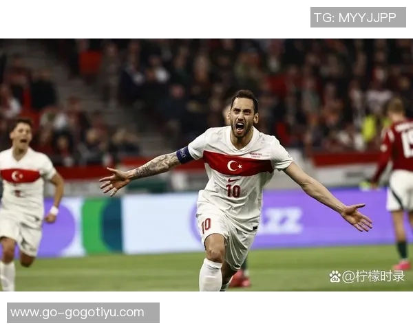 土耳其国门祝贺恰尔汗奥卢百场里程碑期待未来更多辉煌成就