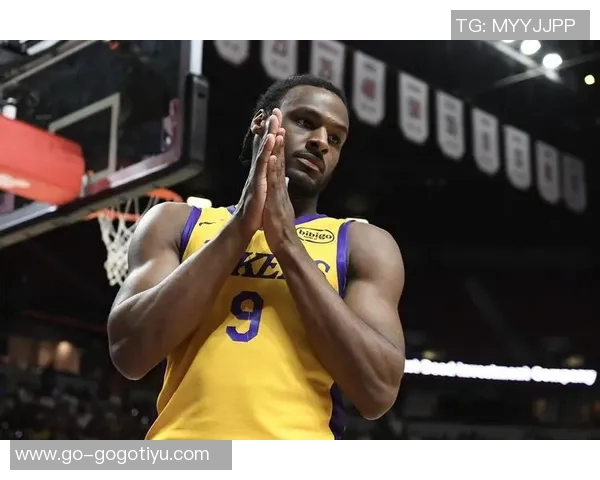 张佳玮分析NBA杯赛局势湖人持球得分能力位居联盟前列